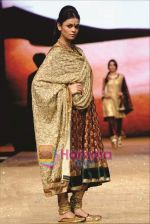 at Ahmedabad show of Shyamal and Bhumika on 21st Jan 2011 (68).JPG